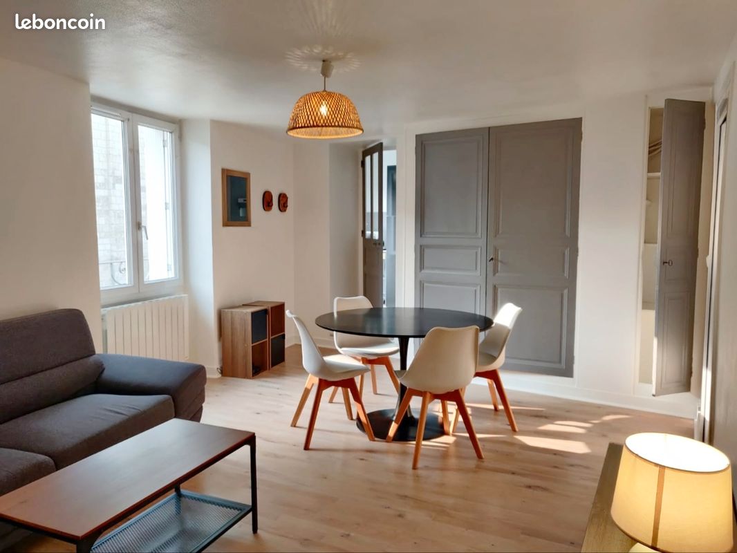 Appartement 3 pièces 52 m² · à Bourgueil · 52 m² · 610 €