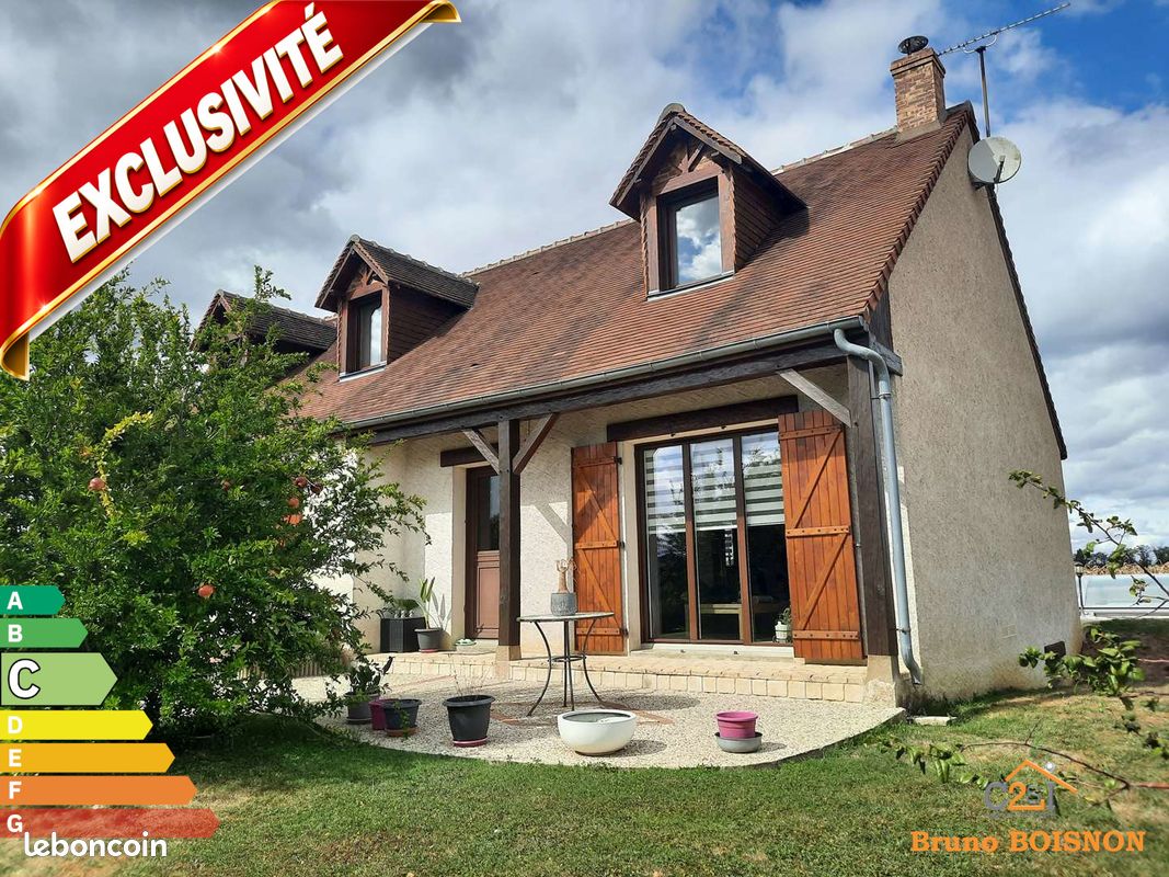 Maison 6 pièces 164 m² · à Notre-Dame-d'Oé · 164 m² · 459 000 €