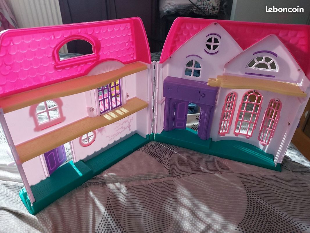 Petit maison de poupée (image 2)