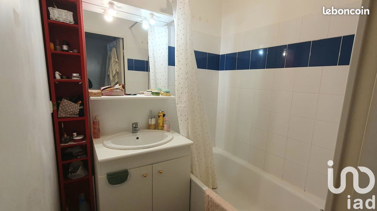 Appartement 2 pièces 43 m² - Le Barp 33114 (image principale 4)