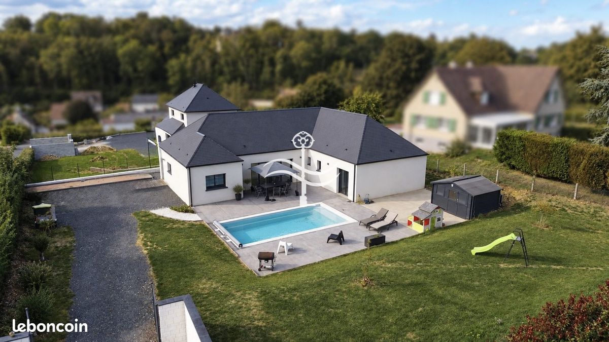 Maison 7 pièces 159 m² · à Bretteville-sur-Laize · 159 m² · 430 000 €
