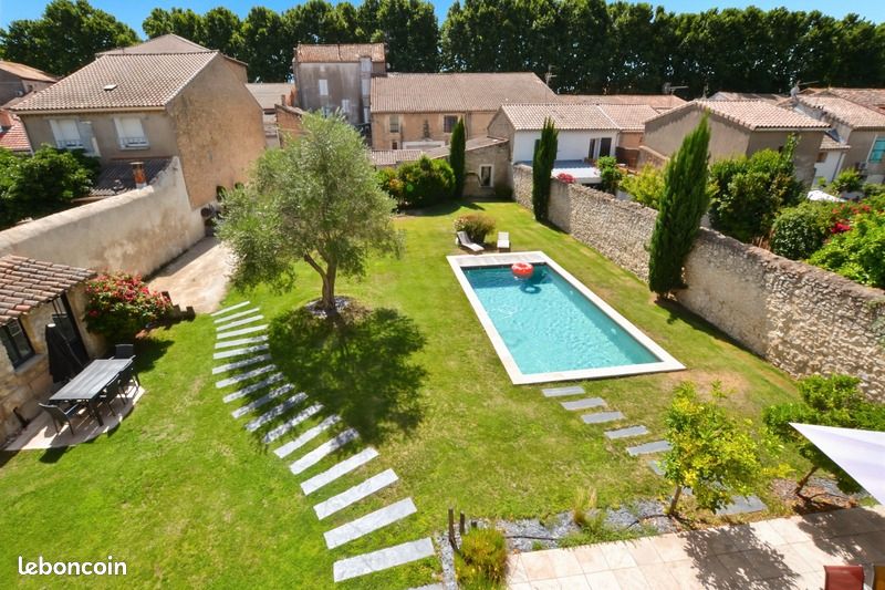 Maison 10 pièces 325 m² · à Capestang · 325 m² · 735 000 €