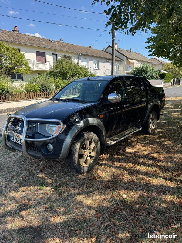 Mitsubishi l200 2.5 l (image 1)