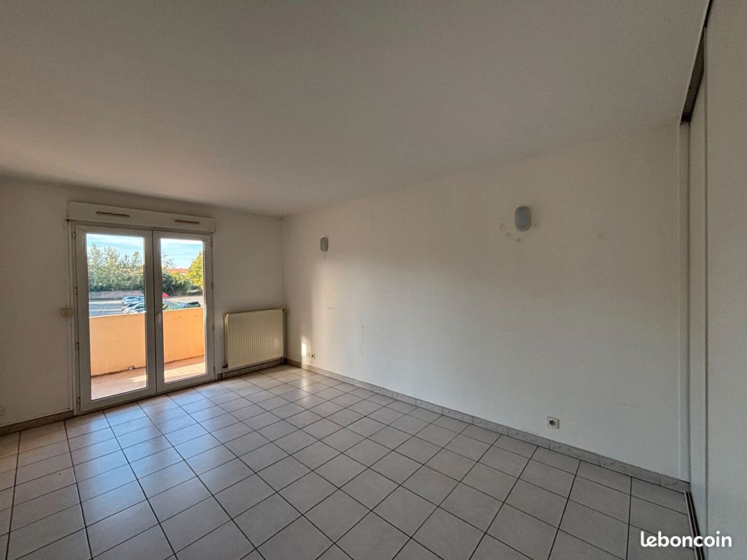Appartement 3 pièces 80 m² · à L'Isle-sur-la-Sorgue · 80 m² · 843 €/mois