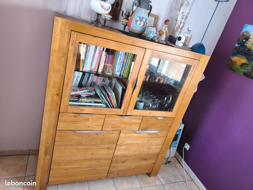 Buffet en bois (image 1)