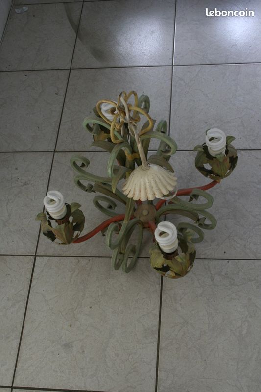 Lustre (image 1)