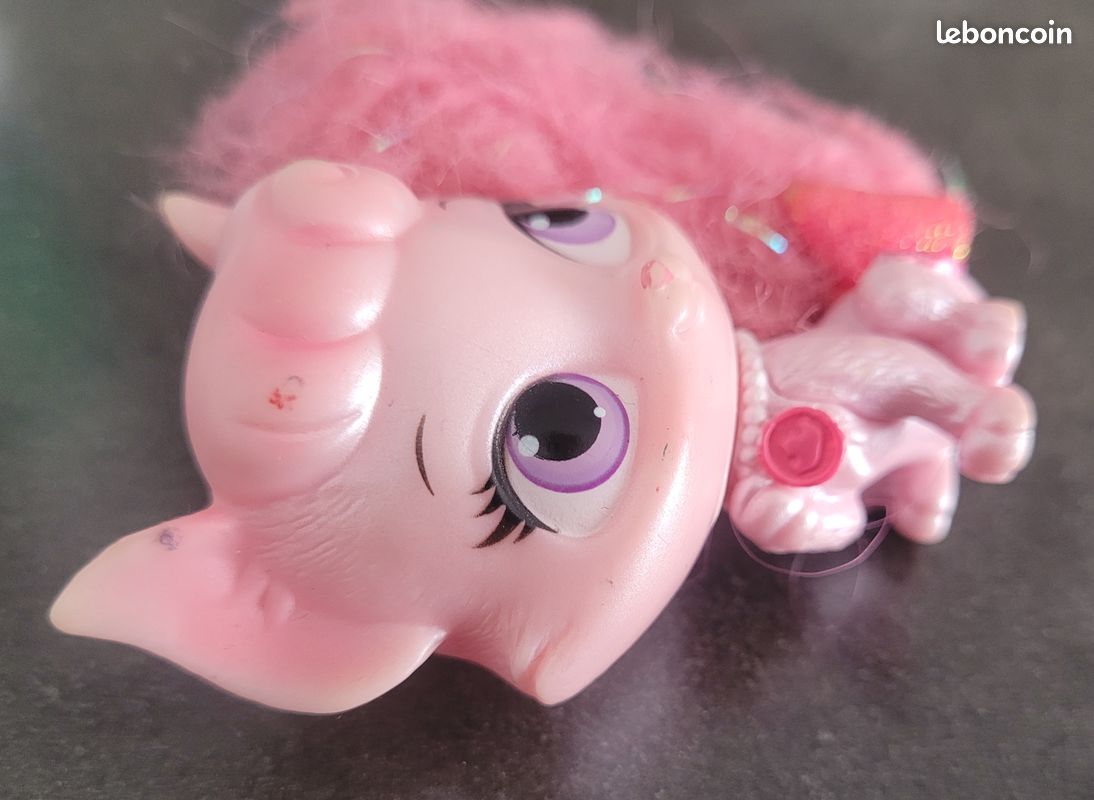 Figurine Princess Aurora Palace Pets Furry Kitty Beauty (image 8)