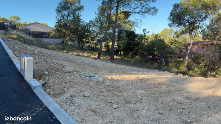 Terrain 841 m² ROCBARON