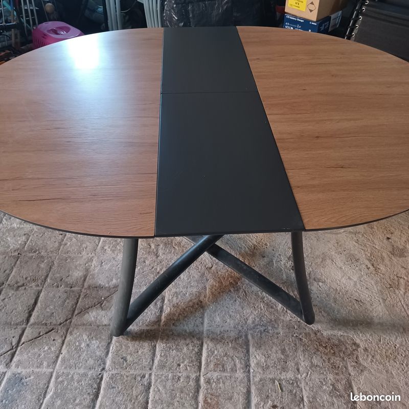 Table (image 4)