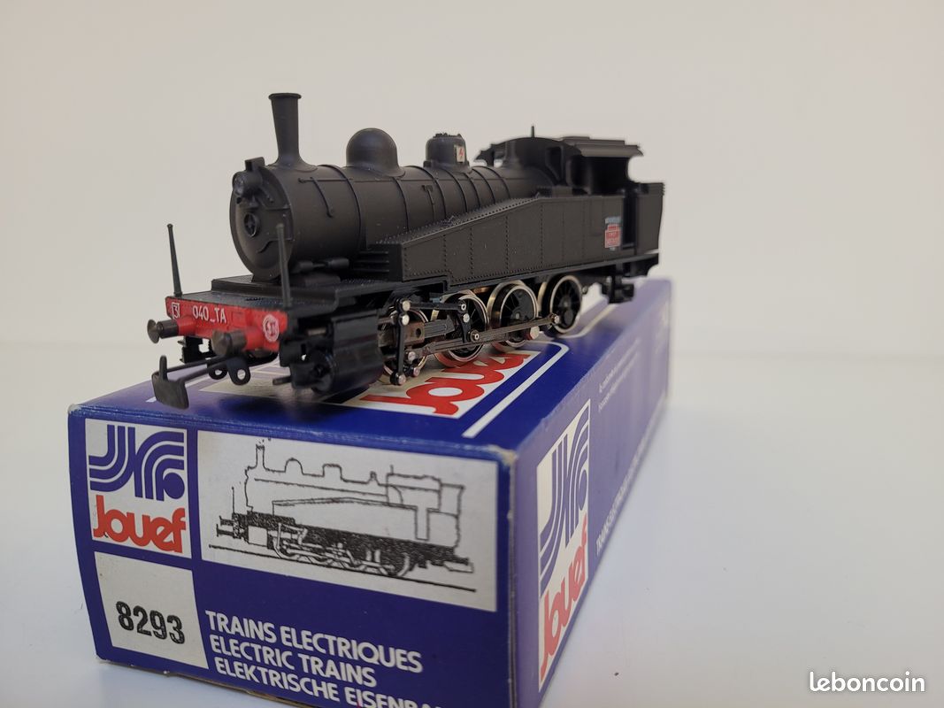 Locomotive à vapeur 040TA Batignoles noir SNCF Jouef