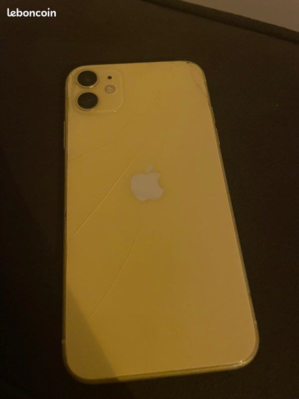 IPhone 11 (image 2)