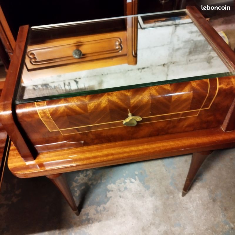 Magnifique chevet ou bout de canapé année 60 en bois de rose et marqueterie,4 pieds compas (image 3)