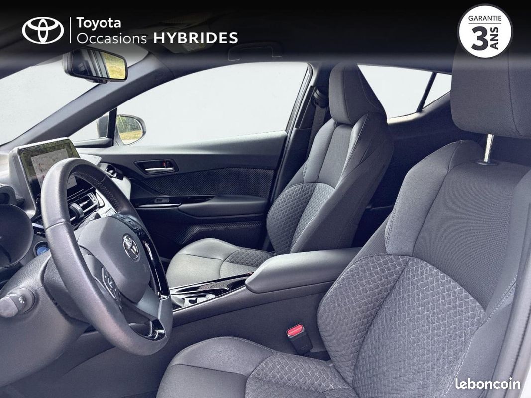Toyota C-HR 2.0 Hybride 184ch Design Ultimate E-CVT (image 11)