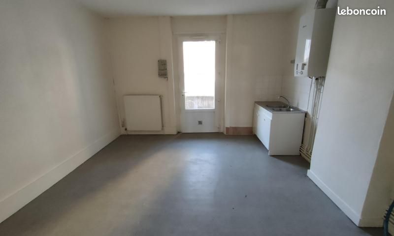 Appartement 1 pièce 39 m² · à Fraisses · 39 m² · 272 €