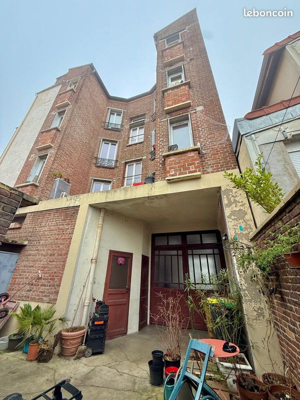Immeuble 250 m² · à Romainville · 250 m² · 1 035 000 €