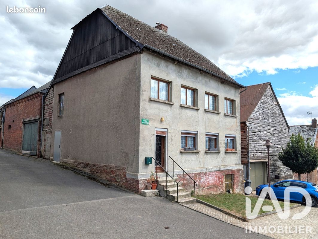 Maison 5 pièces 137 m² · à Plomion · 137 m² · 39 000 €