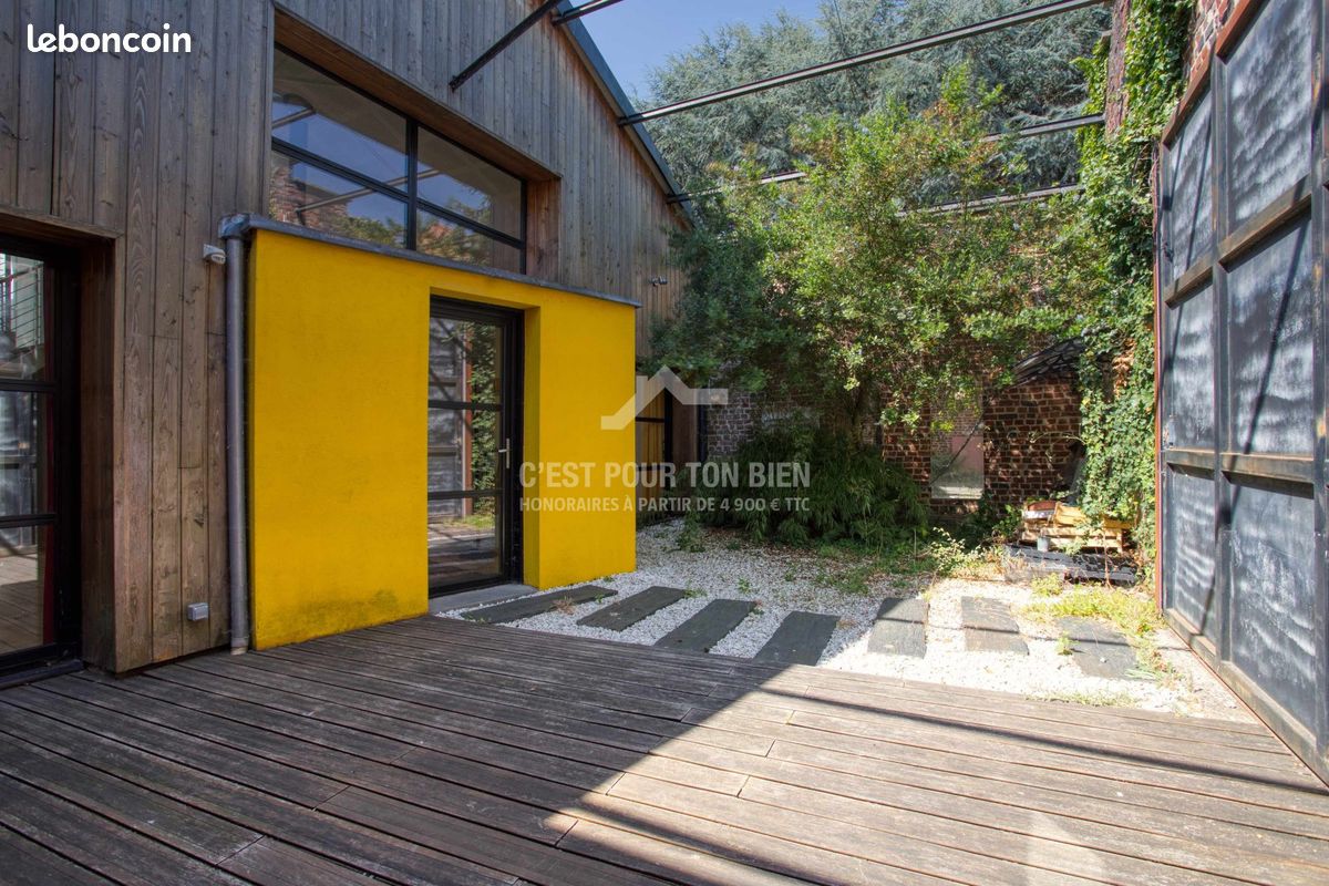 Appartement 4 pièces 180 m² · à Loos · 180 m² · 397 900 €