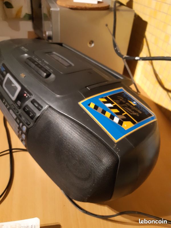Poste radio 3cd cassette jvc (image 2)