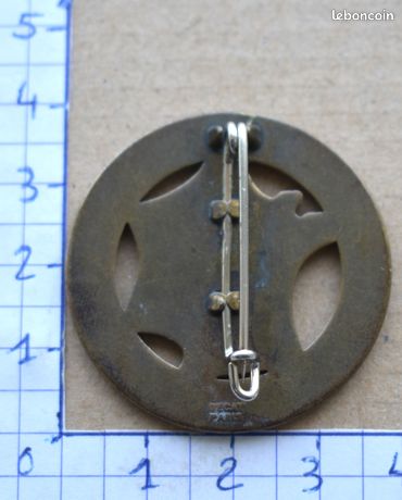 INSIGNE, BROCHE MÉDAILLE de ski ESF Le Lièvre EUR 9,00 - FR