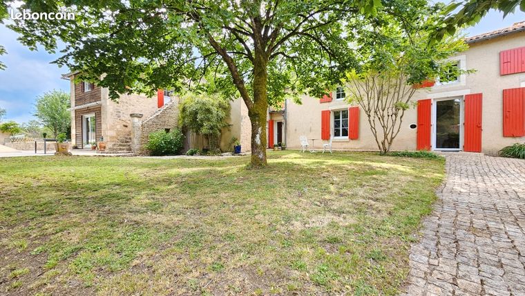 Maison 9 pièces 226 m²