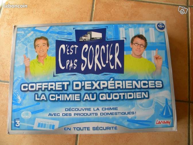 Coffret d'expériences " la chimie au quotidien" (image 1)