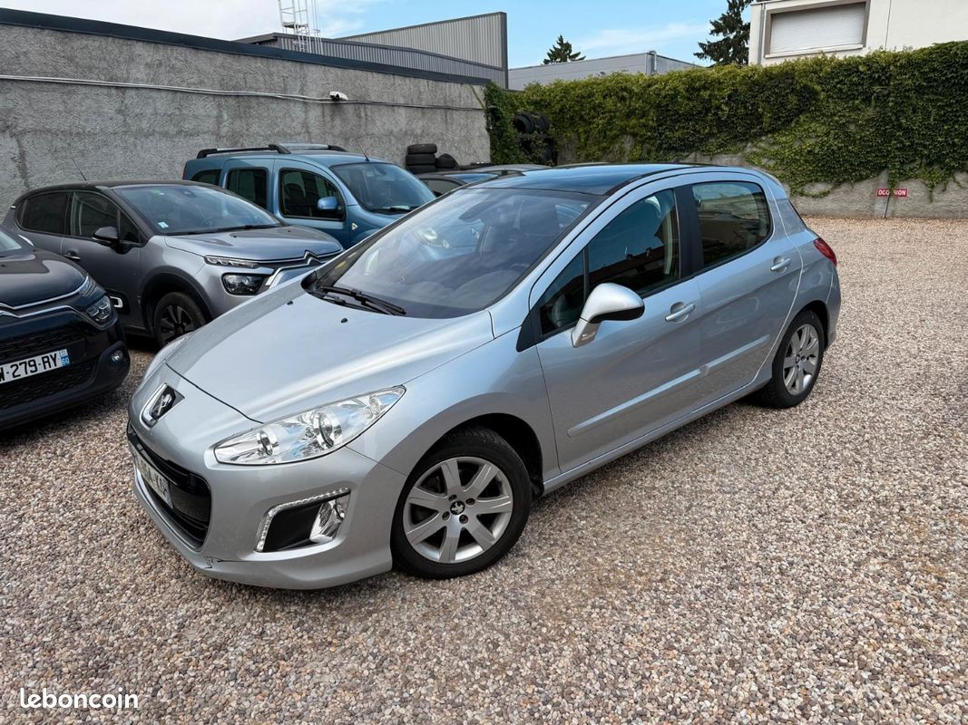 Peugeot 308 1,6 e-hdi 112 ch premier 12/11 (image 1)