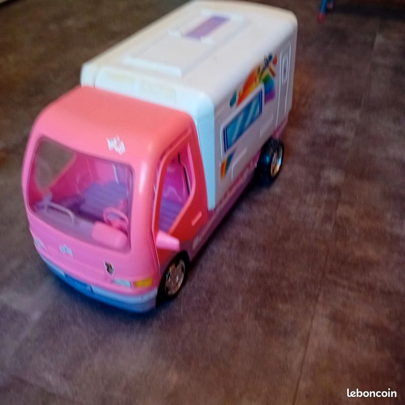 Camping car barbie (image 1)