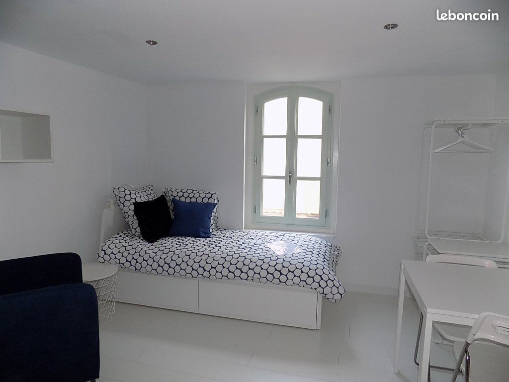 Appartement 1 pièce 18 m² · à Foix · 18 m² · 385 €/mois