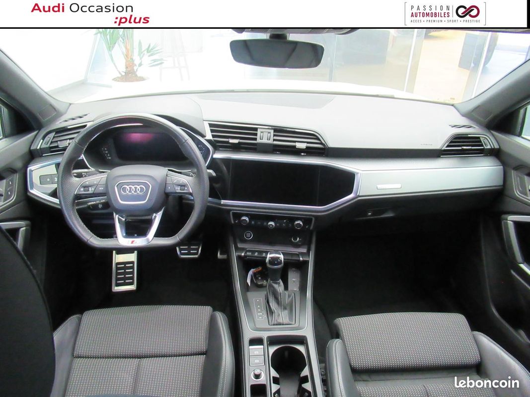 AUDI Q3 Sportback 35 TFSI 150 ch S tronic 7 S line (image 9)