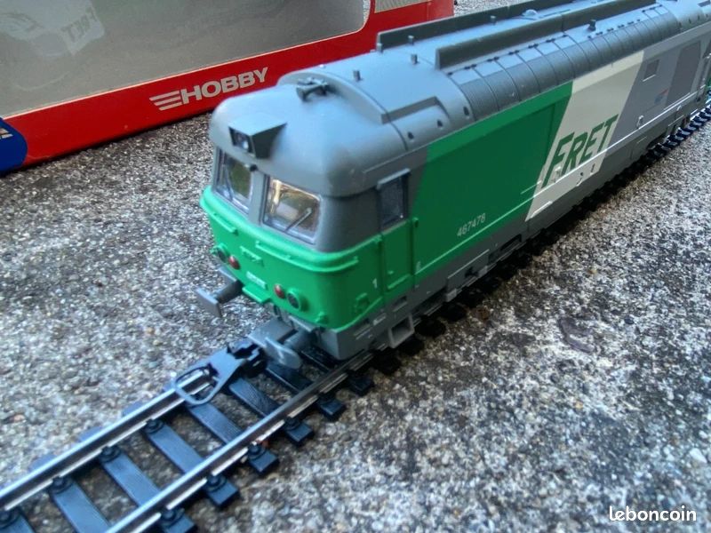Locomotive PIKO BB 17040 (livrée Béton) – Électrique, Digitale AC, époque 4, état Impeccable