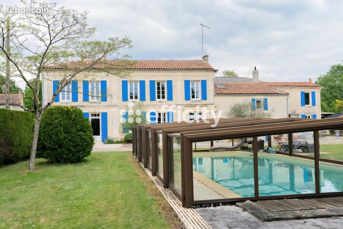 Maison 11 pièces 310 m²