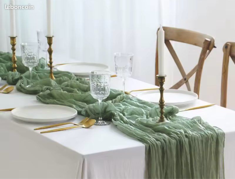 3 Chemins de table vert sauge mariage (image 1)