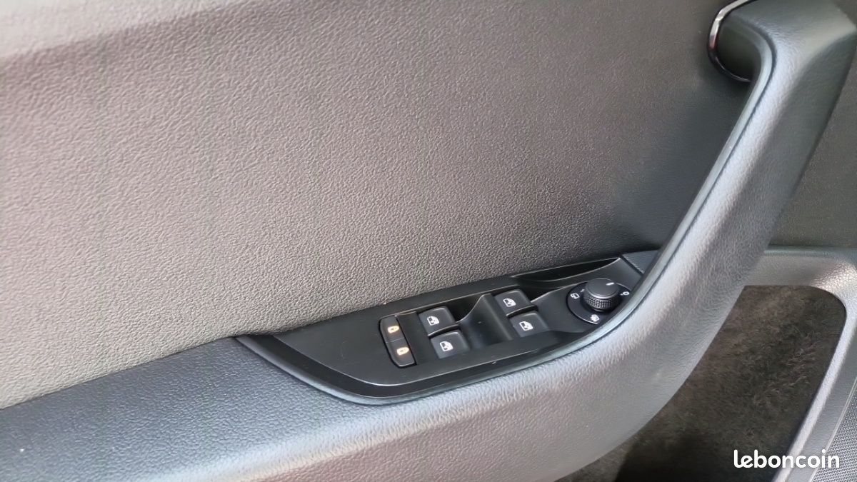 Skoda Superb 1.4 TSI PHEV 218ch DSG6 Business (image 17)