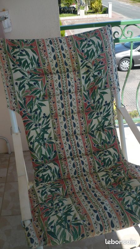Chaises (image 1)