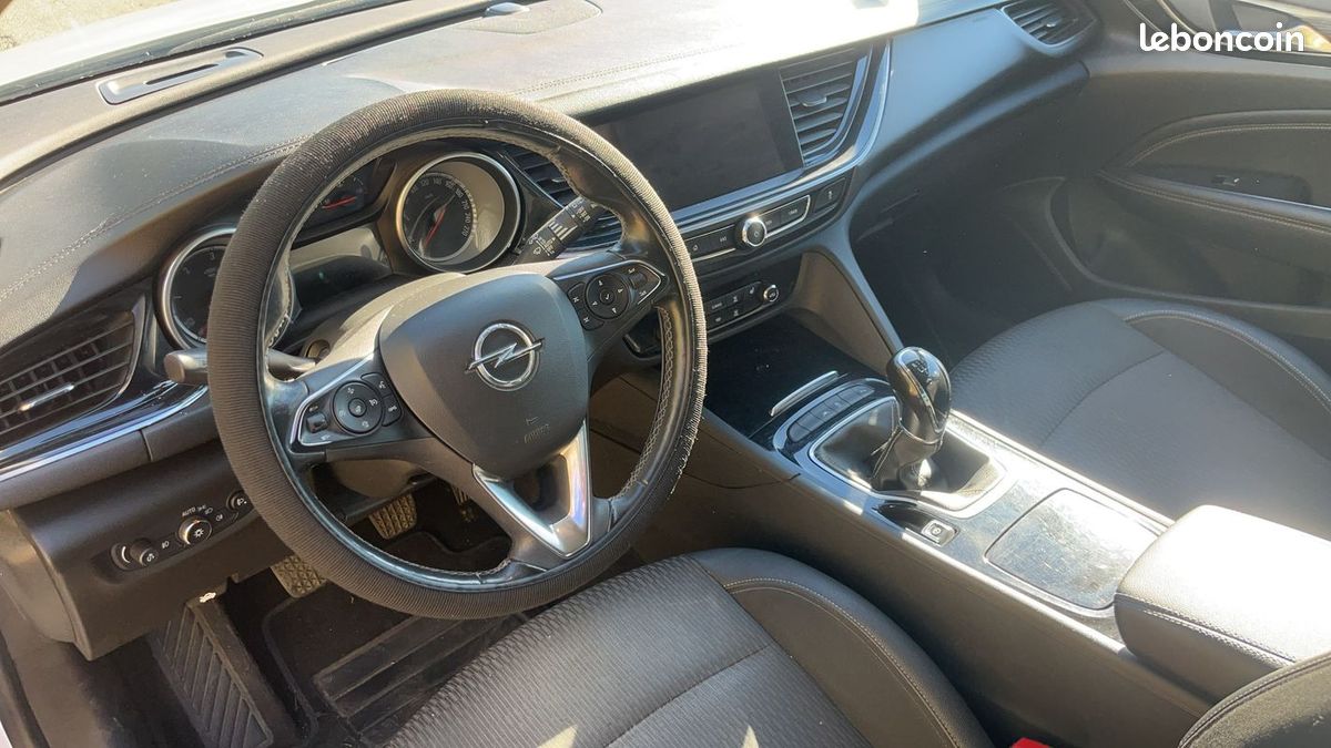 Opel Insignia II 1.6 Turbo D 136 Innovation (image 8)