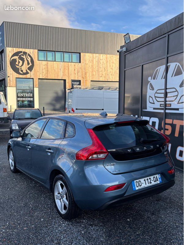 VOLVO V40 II D2 1.6 TDi 115 cv KIT DISTRIBUTION NEUF (image 3)