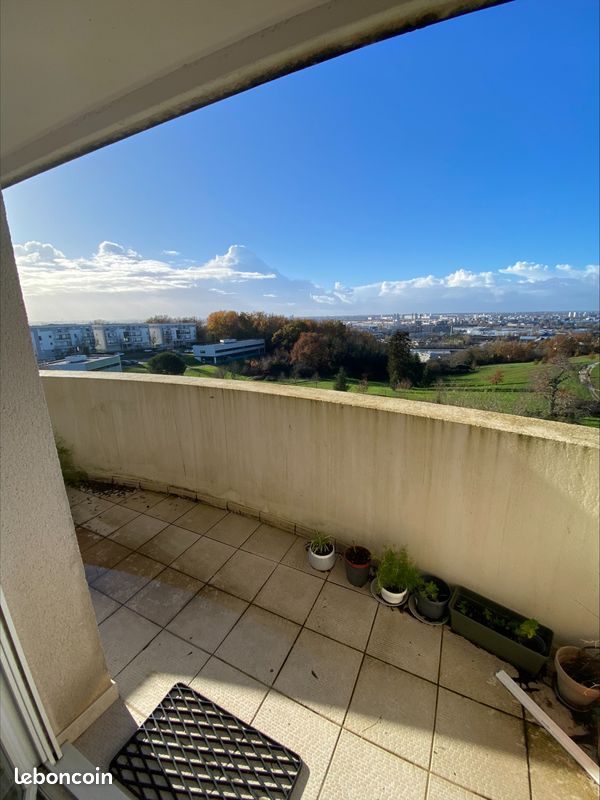 Appartement 1 pièce 42 m² · à Cenon · 42 m² · 690 €/mois