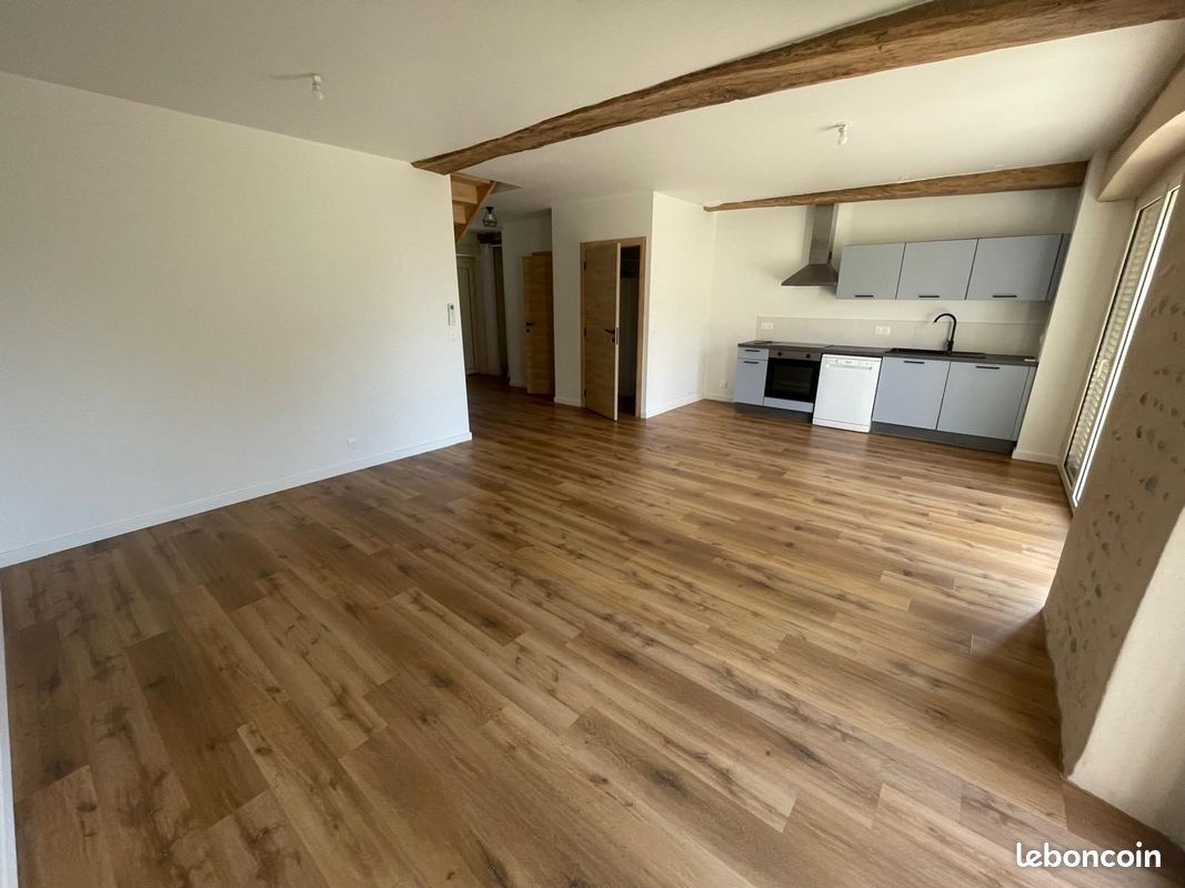 Appartement 5 pièces 110 m² · à Serres-Castet · 110 m² · 1 100 €/mois