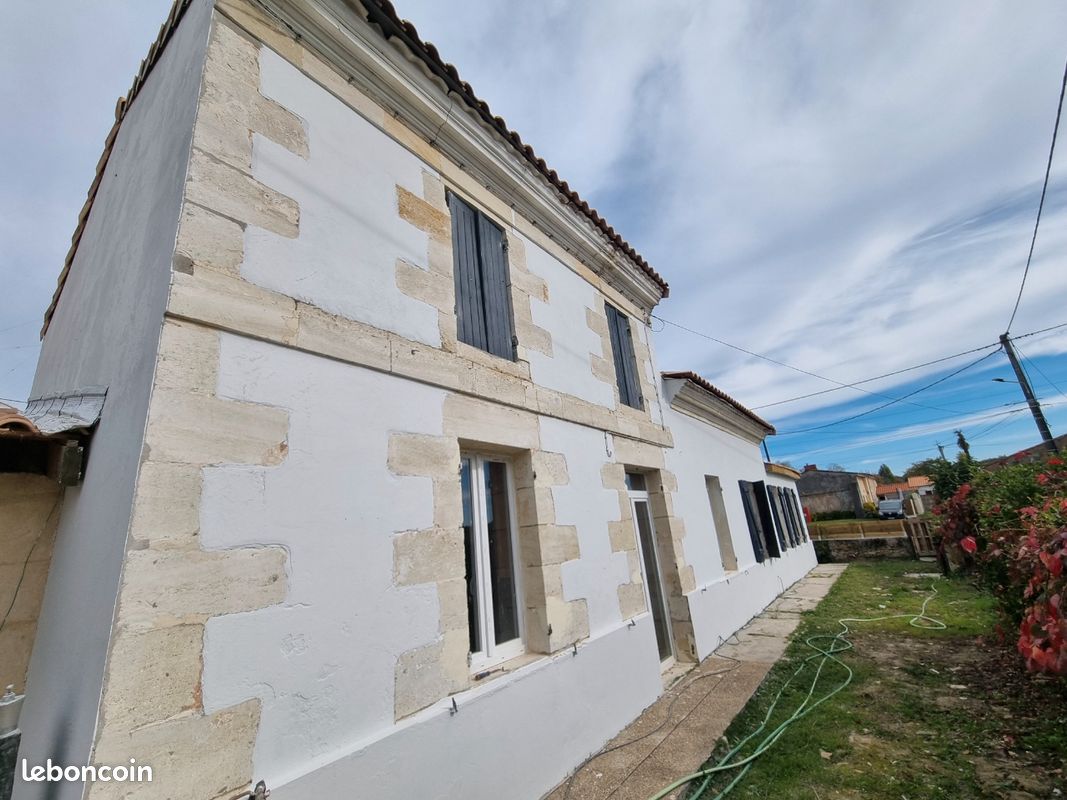 Maison 5 pièces 165 m² · à Berson · 165 m² · 260 000 €