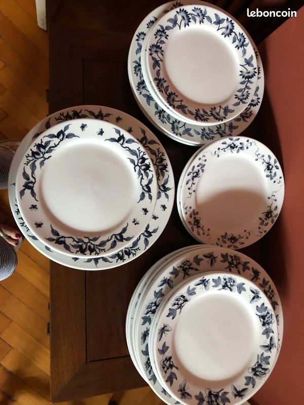 Vaiselle chinoise bleue et blanche (image 3)