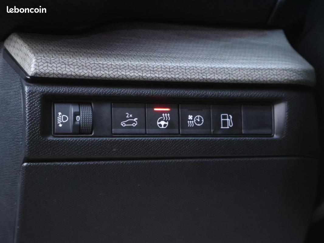 Citroën C5 X Hybride Rechargeable 225 S&S e-EAT8 Shine Pack (image 20)