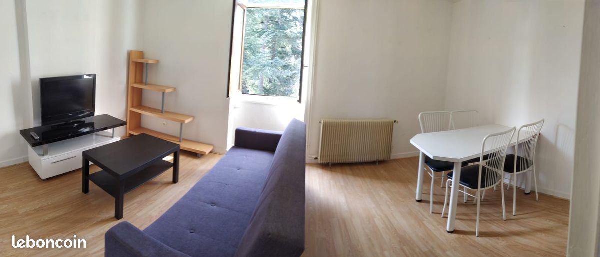 Appartement 3 pièces 65 m² · à Saint-Chamond · 65 m² · 555 €