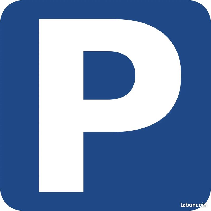 Parking/box Nice · 110 €