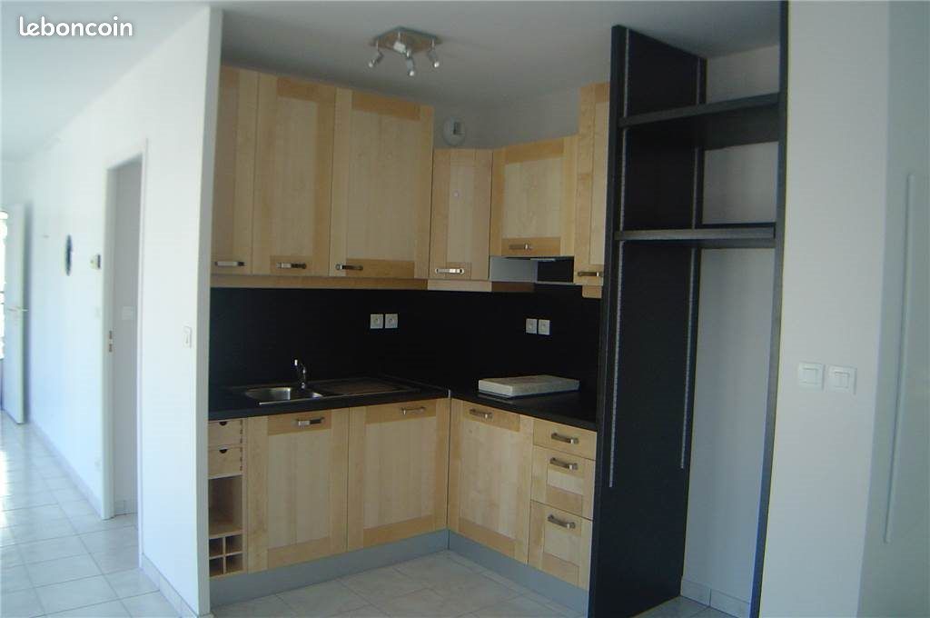 Appartement 2 pièces 53 m² · à Saint-Étienne · 53 m² · 704 €