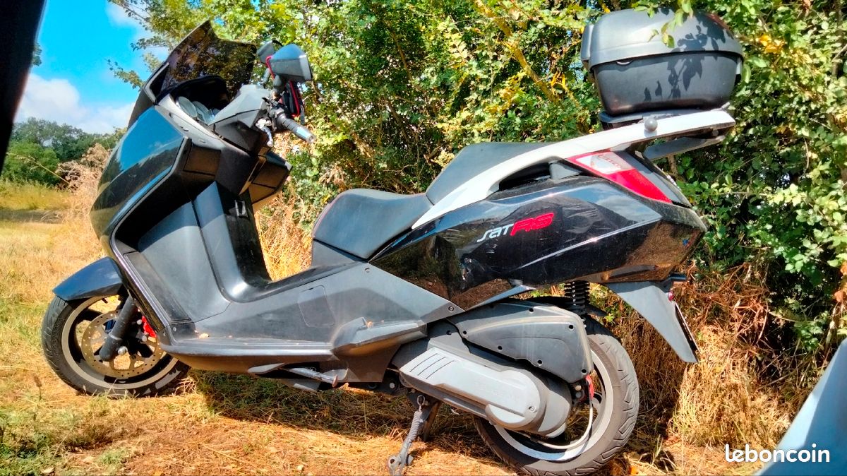 rs 125 2011