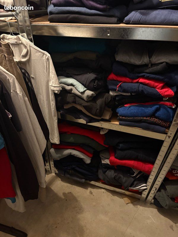 Lot De 10 Kilos De Vêtements En Vrac - Friperie Mixte Homme Femme Enfant