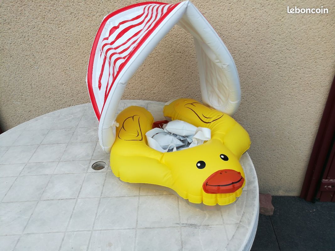 Canard gonflable bébé avec pare-soleil (image 1)