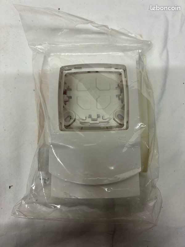Cadre simple pour appareillage ASL Legrand neuf (image 2)