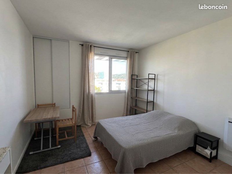 Appartement 1 pièce 24 m² · à Nîmes · 24 m² · 450 €/mois