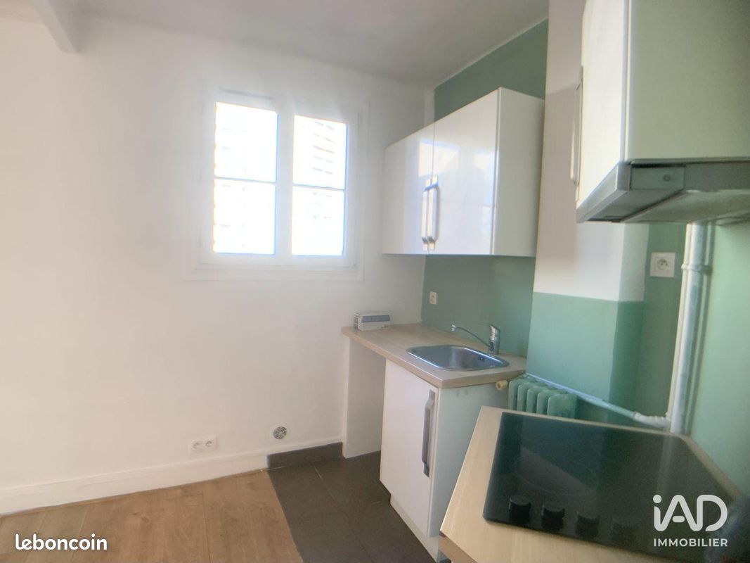 Appartement 1 pièce 22 m² · à Courbevoie · 22 m² · 760 €/mois